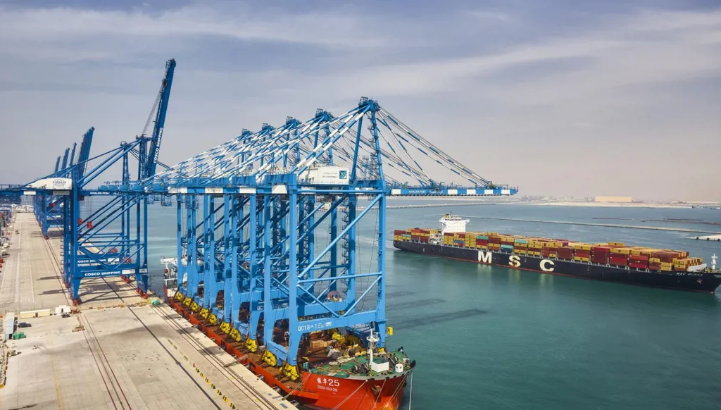 Le groupe des ports d'Abu Dhabi établit une croissance record et étend sa portée mondiale en 2025