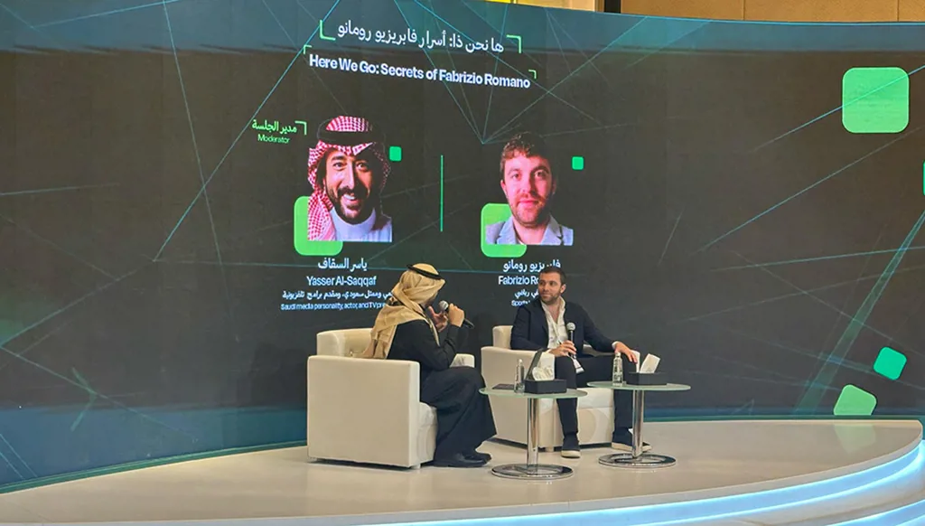 صباح "النهار الرياضي": فابريزيو رومانو يُحدّد موقف صلاح من الانتقال إلى السعودية وميسي يتسبّب بعقوبة لحكم مكسيكي