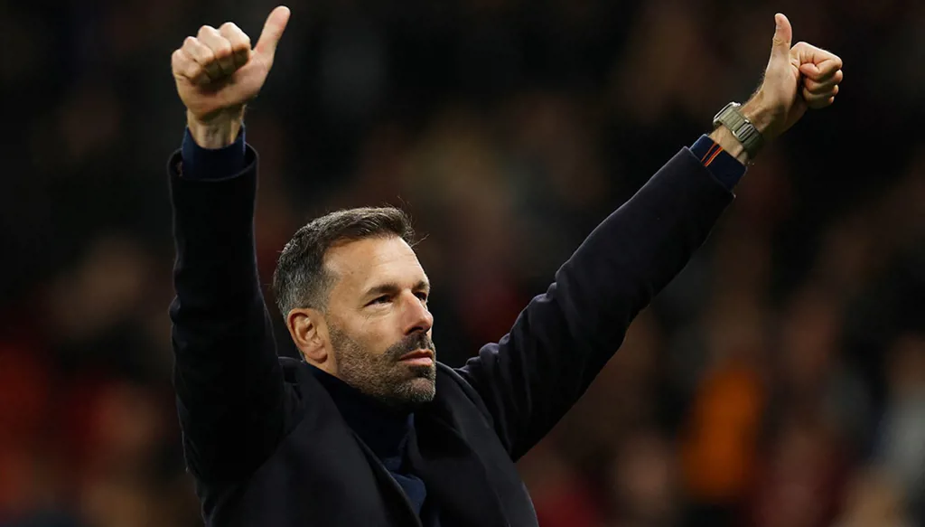 فان نيستلروي قادر على إعادة "الثّعالب" إلى الأمجاد