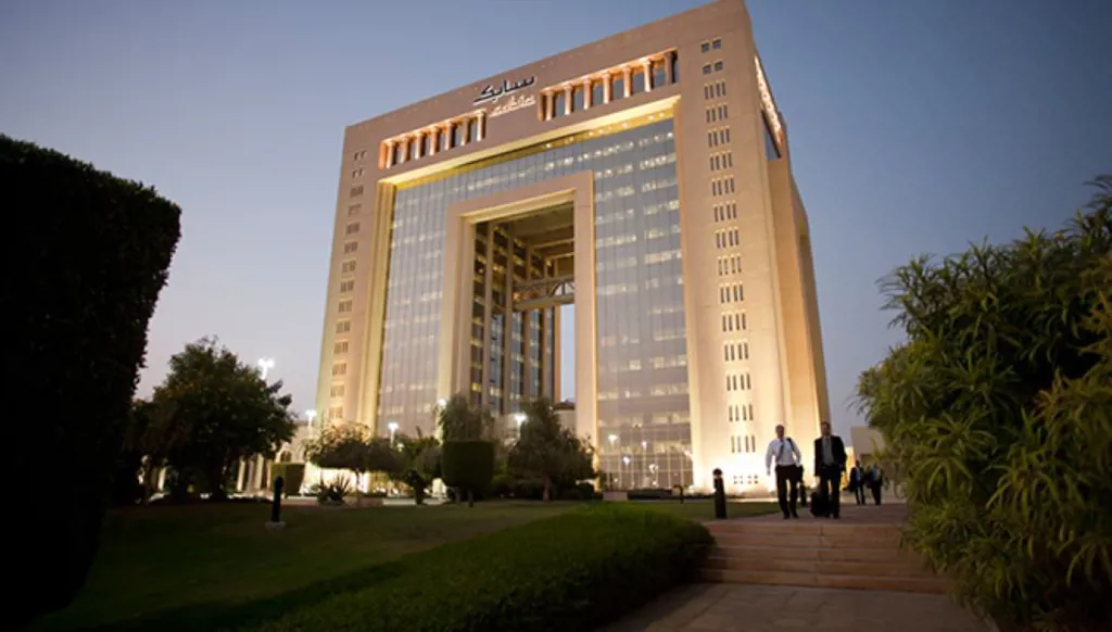 البتروكيماويات السعودية تتحسّن ربعياً… لكن المستقبل يبقى هشّاً