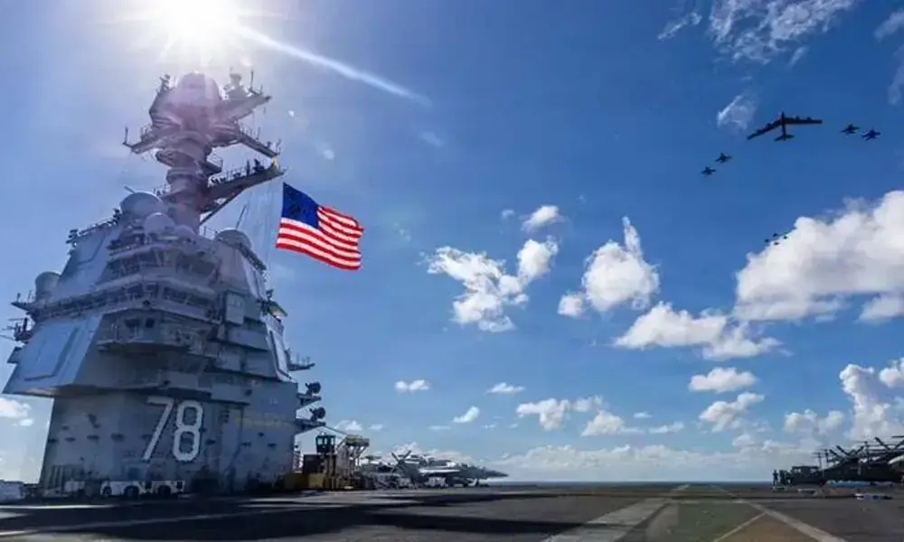 حاملة طائرات أميركية في مياه الخليج العربي. (فرانس برس) 