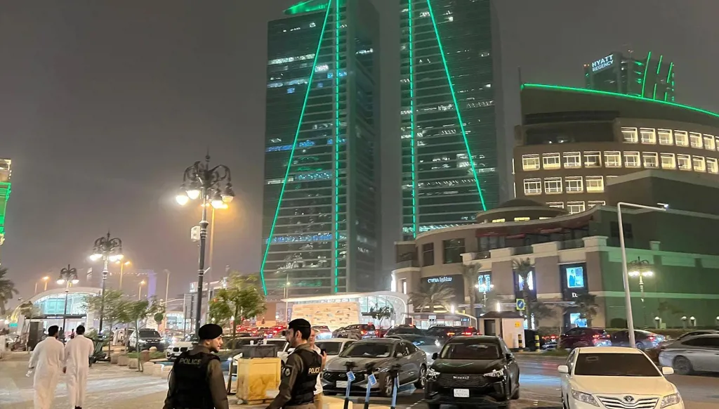 الطلب المحلي يدعم القطاع غير النفطي السعودي وسط اضطرابات الشحن الدولي