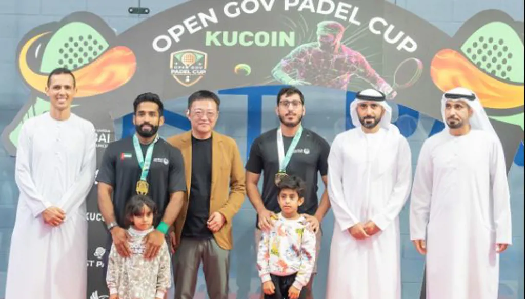 شرطة دبي يتوج بلقب "كأس البادل المفتوحة للمؤسسات الحكومية"