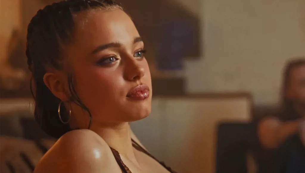 بعد تخليها عن كنية والدها... شيلوه ابنة أنجلينا جولي وبراد بيت تتخلى عن لقب عائلة أمها