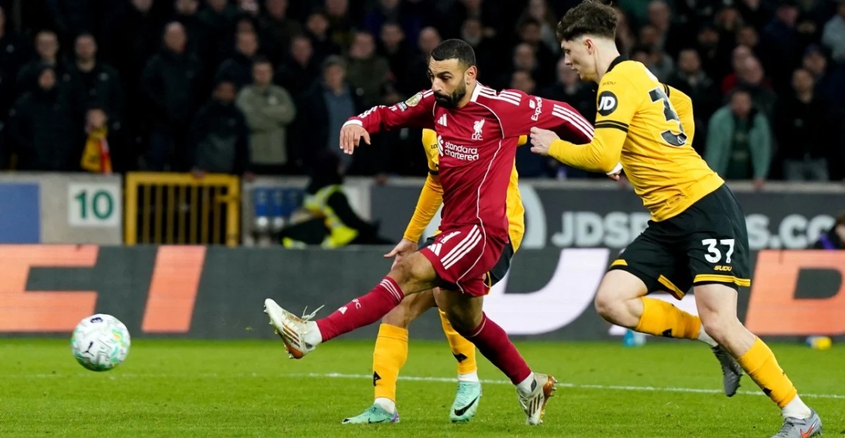 صلاح سجل الموسم التاسع توالياً 20 هدفاً أو أكثر في جميع المسابقات مع ليفربول. (وكالات)