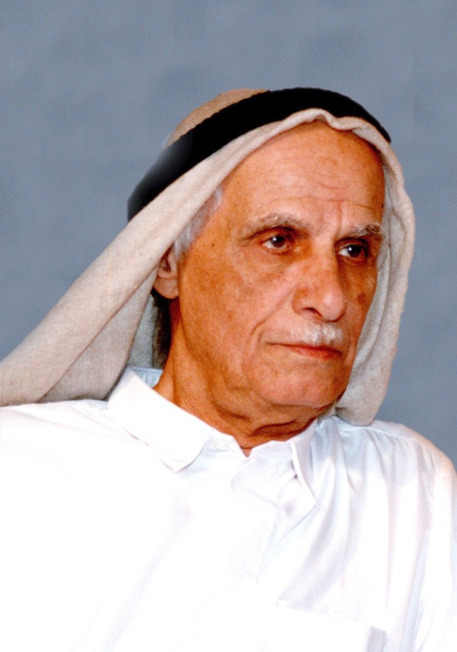 الشاعر الراحل سلطان العويس.