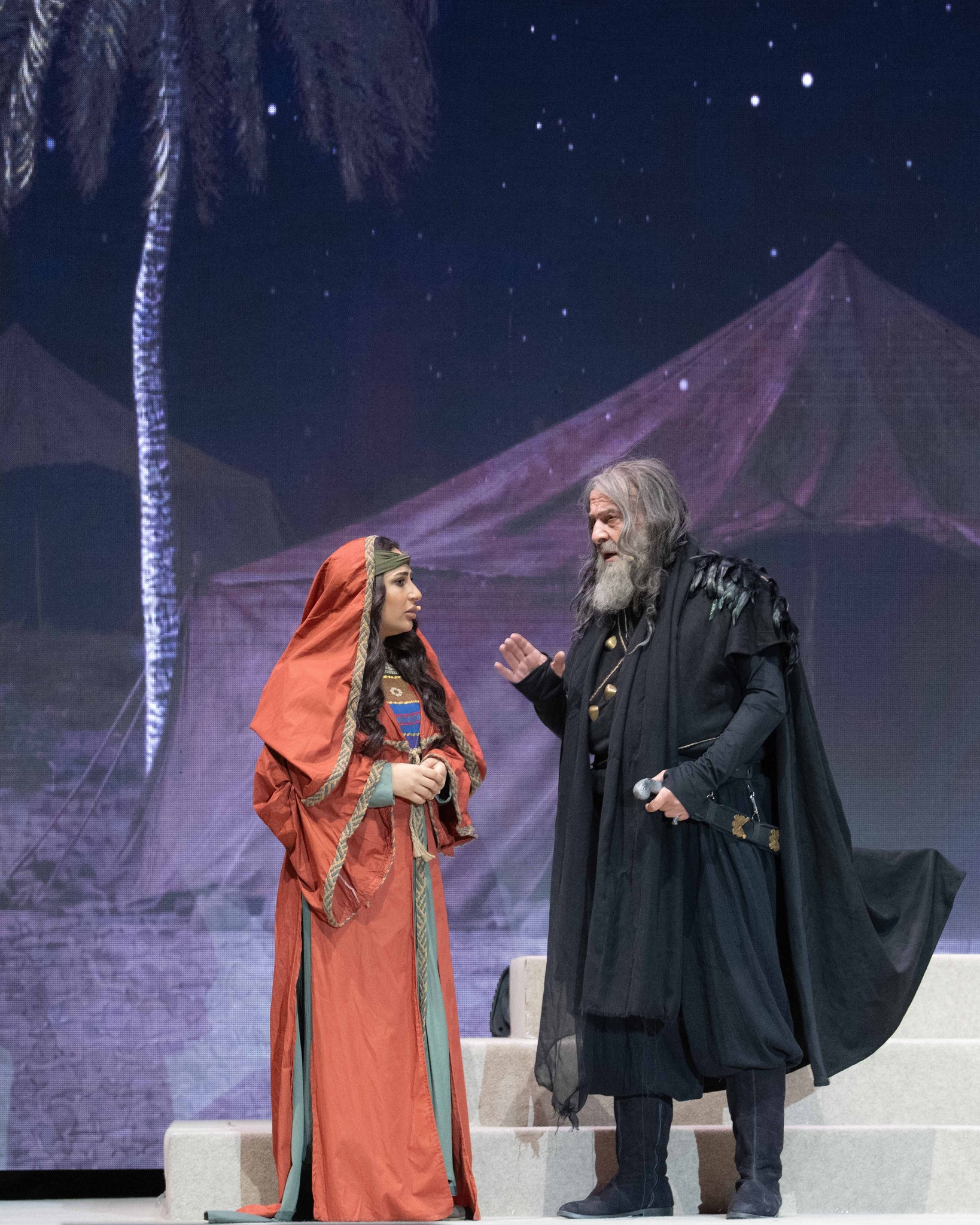 سلوم حداد في مسرحية الزير سالم في الشارقة (الحساب الرسمي لمسرح المجاز)