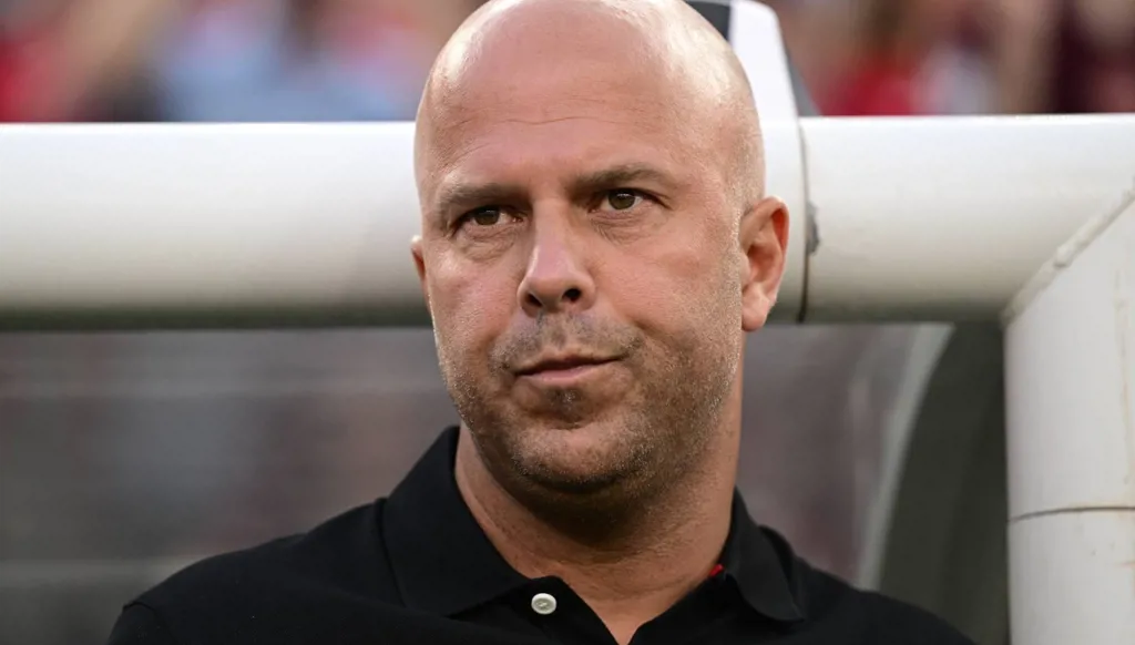 سلوت: سنلعب نهائي دوري أبطال أوروبا أمام أكرينغتون