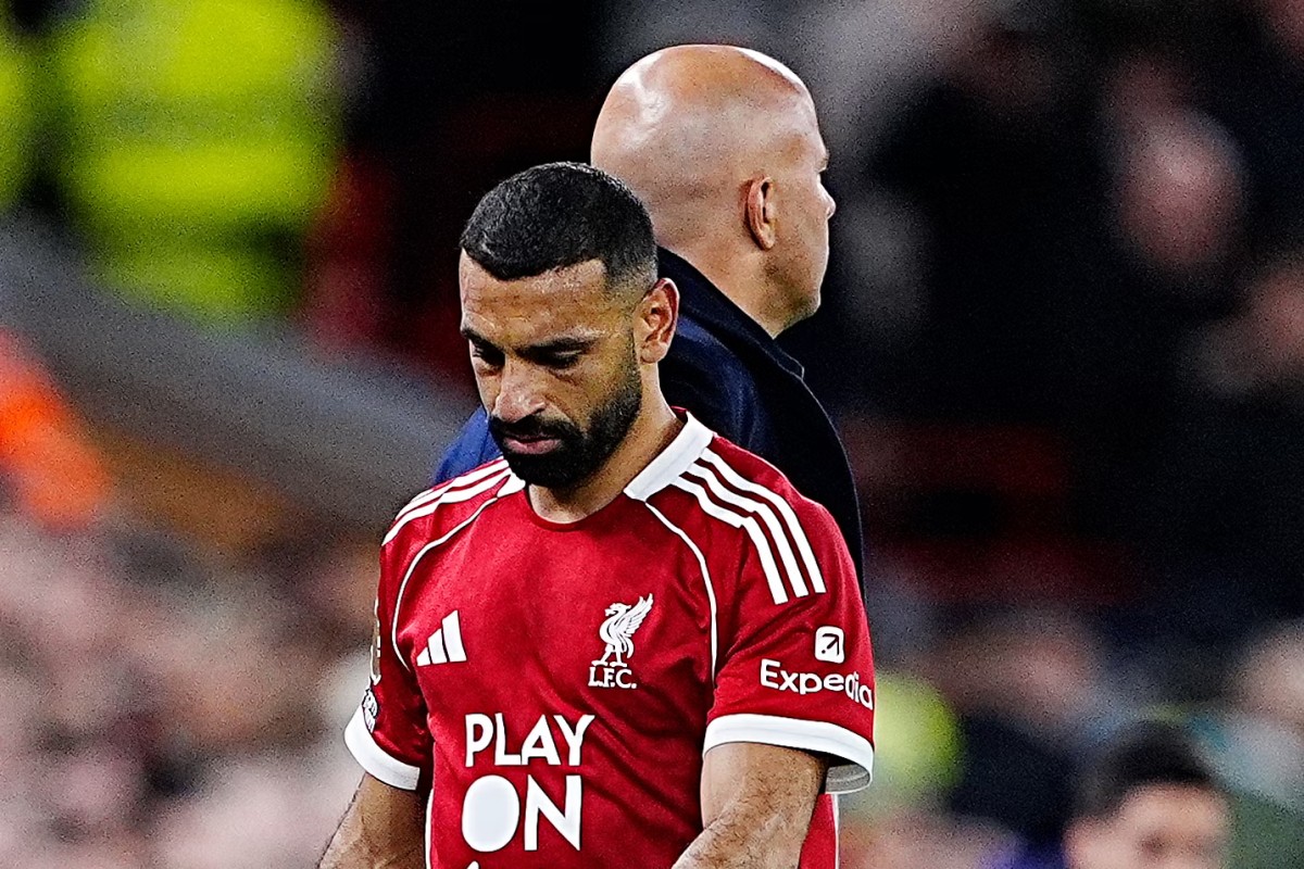سلوت قام بتهميش دور محمد صلاح قبل الموافقة على رحيله. (وكالات)