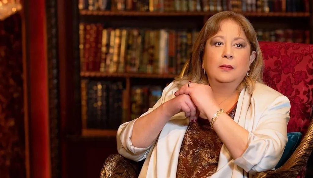 سمية الألفي كافحت السرطان وأمراضاً نادرة... وتزوجت 4 فنانين