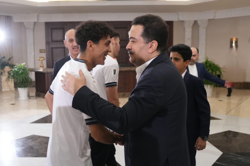 من استقبال رئيس الوزراء العراقي لطاقم المنتخب في بغداد. (إنستغرام)