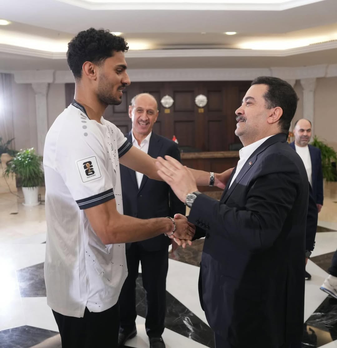 من استقبال رئيس الوزراء العراقي لطاقم المنتخب في بغداد. (إنستغرام)