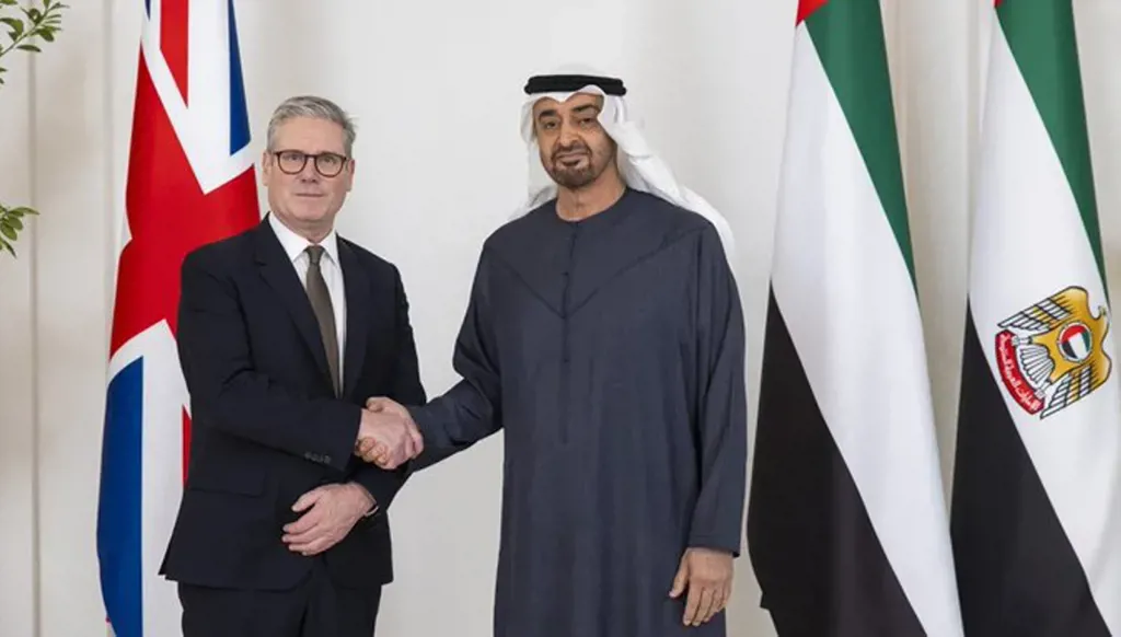 Starmer visits Gulf to strengthen alliances and secure Strait of Hormuz