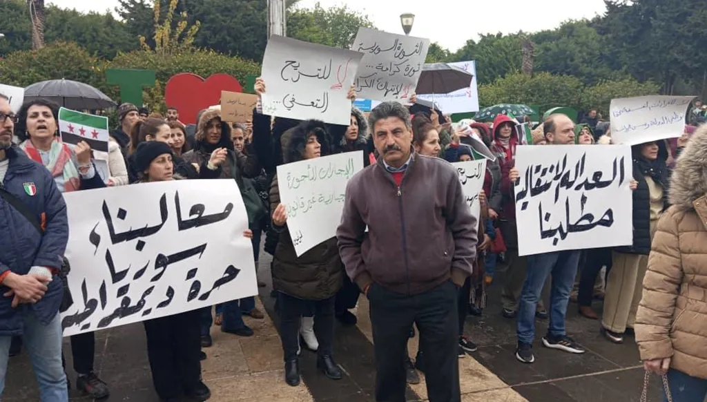 أول اعتصام مدني في طرطوس يُفضّ بالقوة: تحرك له ما بعده!