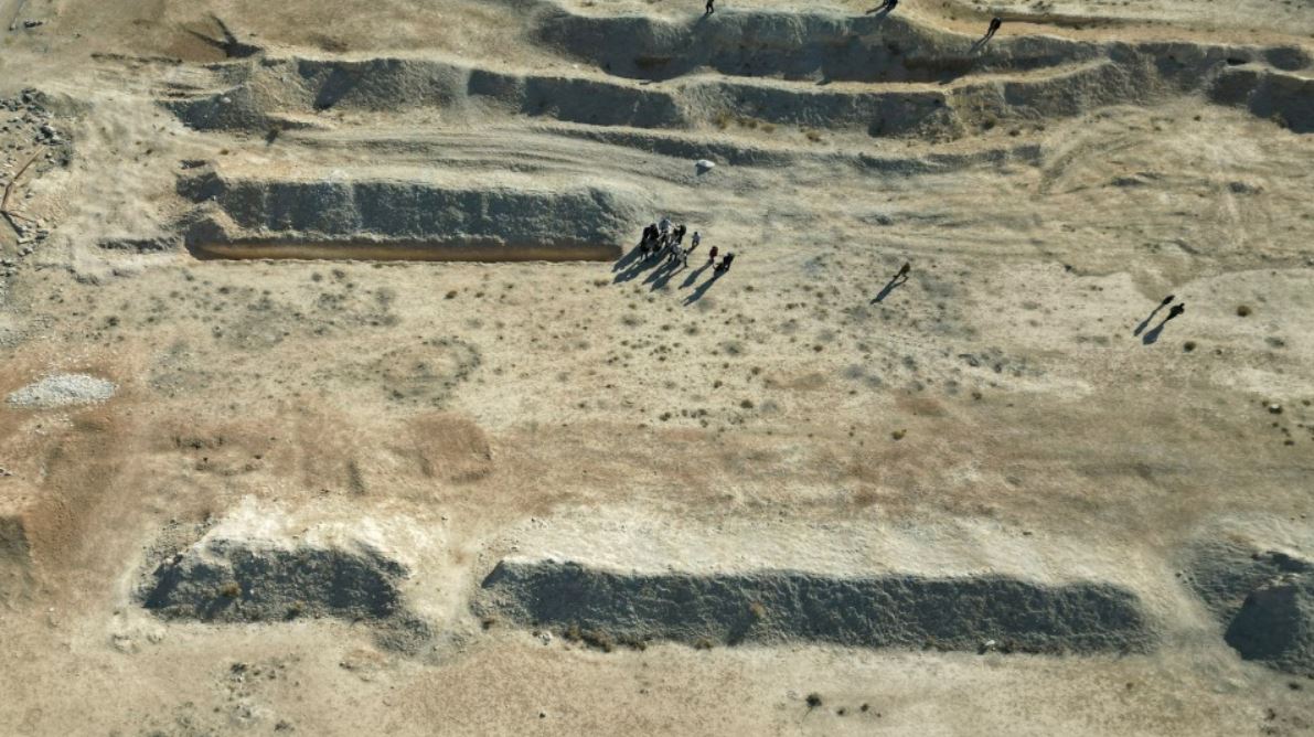 مقبرة جماعية في سوريا، (وكالات).