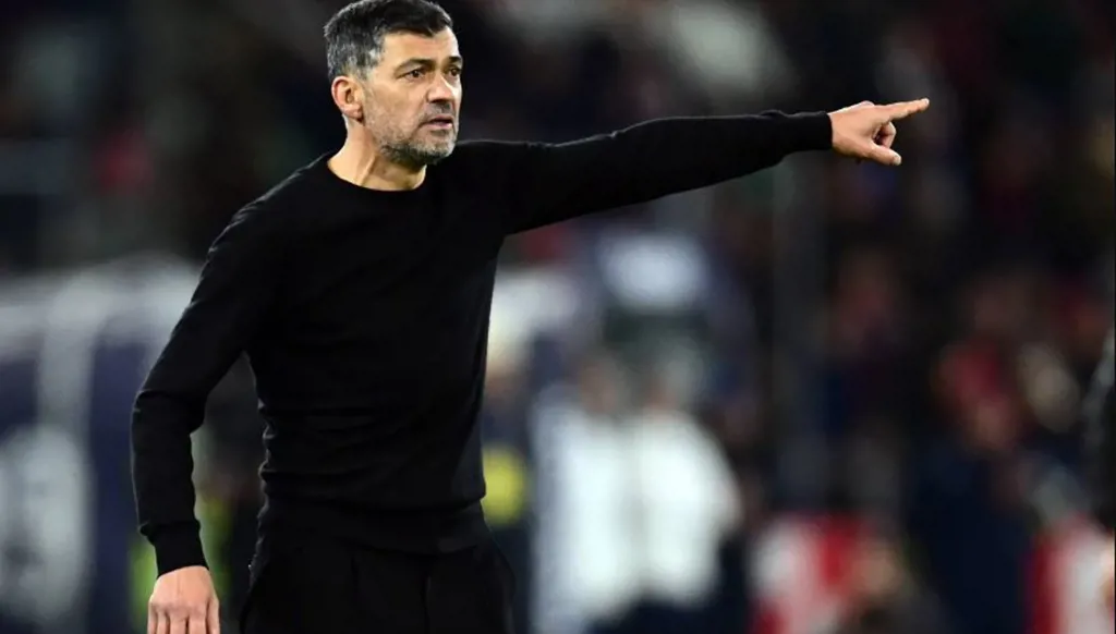 كونسيساو يعترف: ارتكبت الكثير من الأخطاء داخل ميلان