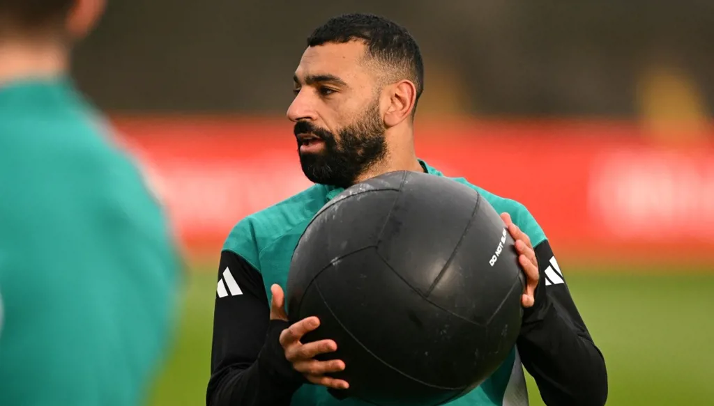 أجواء تمارين ليفربول بعد عودة محمد صلاح (صور)