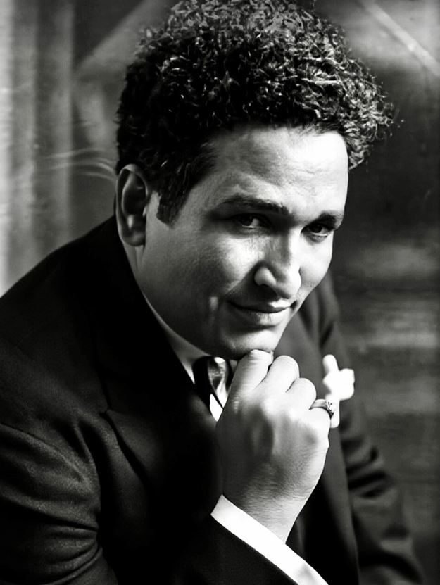 سيد درويش مبدع سبق زمنه