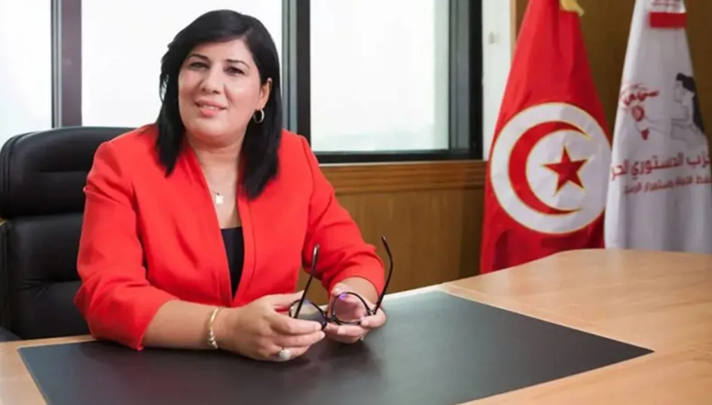 تخفيف حكم سجن المعارضة التونسية عبير موسي