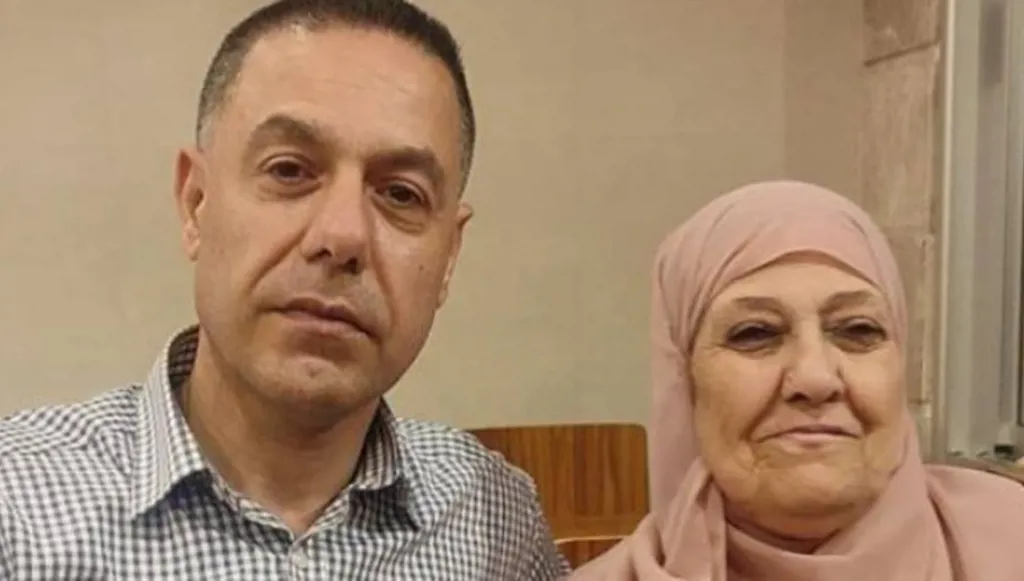 وفاة والدة حسام أبو صفية إثر سكتة قلبية