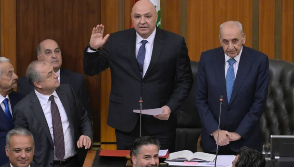 الرئيس جوزف عون أدّى اليمين الدستورية: أتعهّد بأفضل العلاقات مع الدول العربية ونؤكد على حقّ الدولة باحتكار السلاح