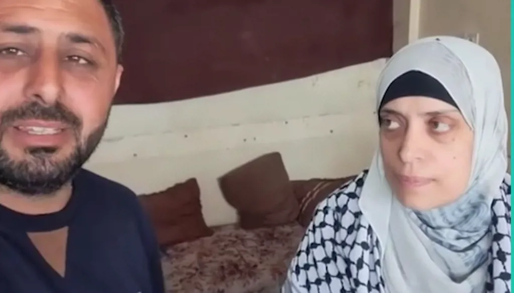 الإطلالة الأولى لزوجة محمد الضيف... من تكون غدير صيام؟ (فيديو)