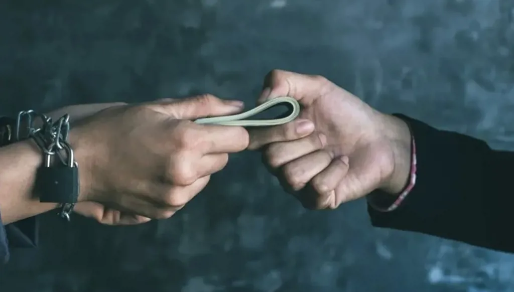 سوري يبتز نائباً لبنانياً... والأخير يرد: لن أرضخ