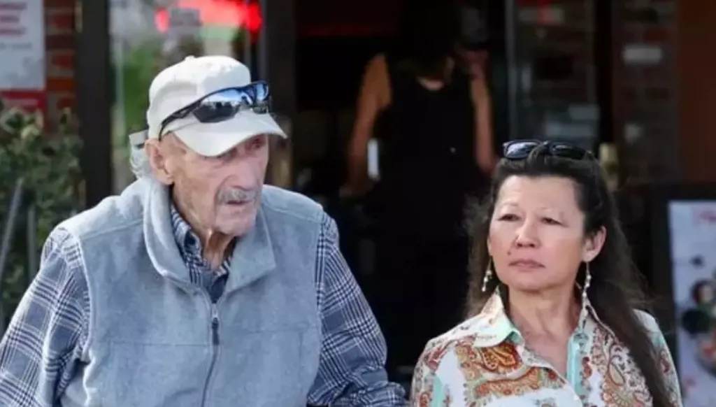 وفاته غامضة... الصورة الأخيرة للممثل جين هاكمان برفقة زوجته