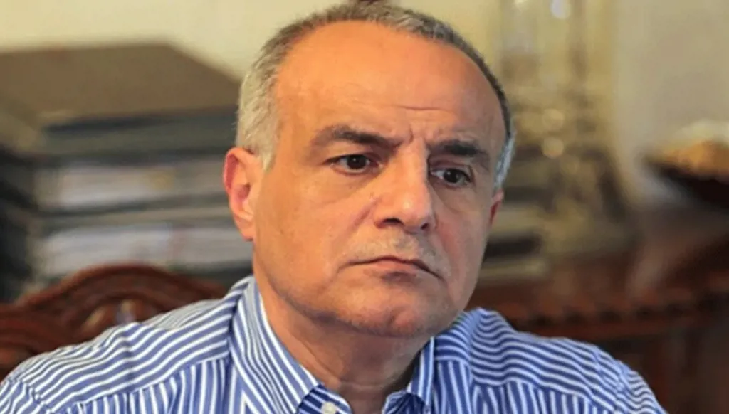 كريدية باق في منصبه إلى حين تعيين خلفاً له