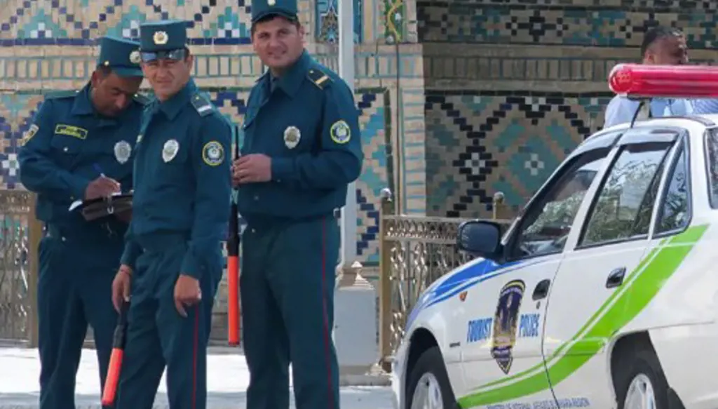 أوزبكستان... مقتل 3 أشخاص في انفجار بمسجد