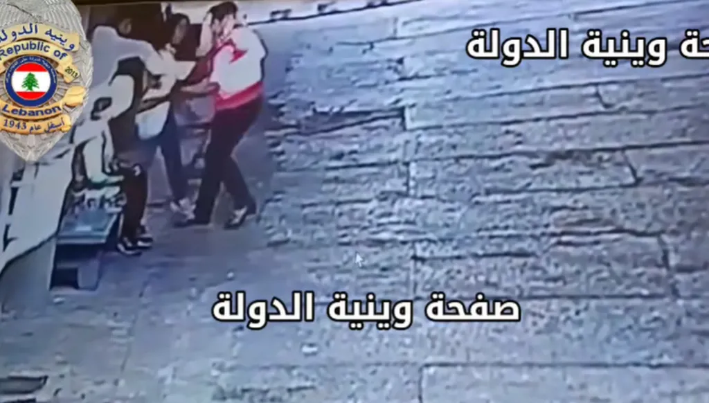 اعتداء جسدي على فتاة من ذوي الاحتياجات الخاصة في دار للأيتام (فيديو)