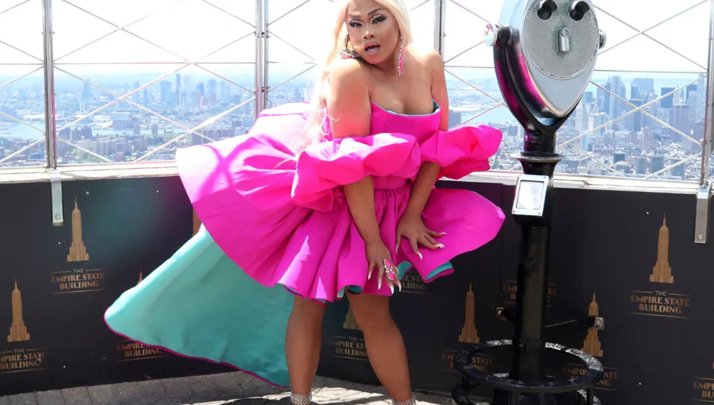 وفاة نجمة الدراغ الأميركية كالينتي متأثرة بعدوى أدت الى بتر ساقها