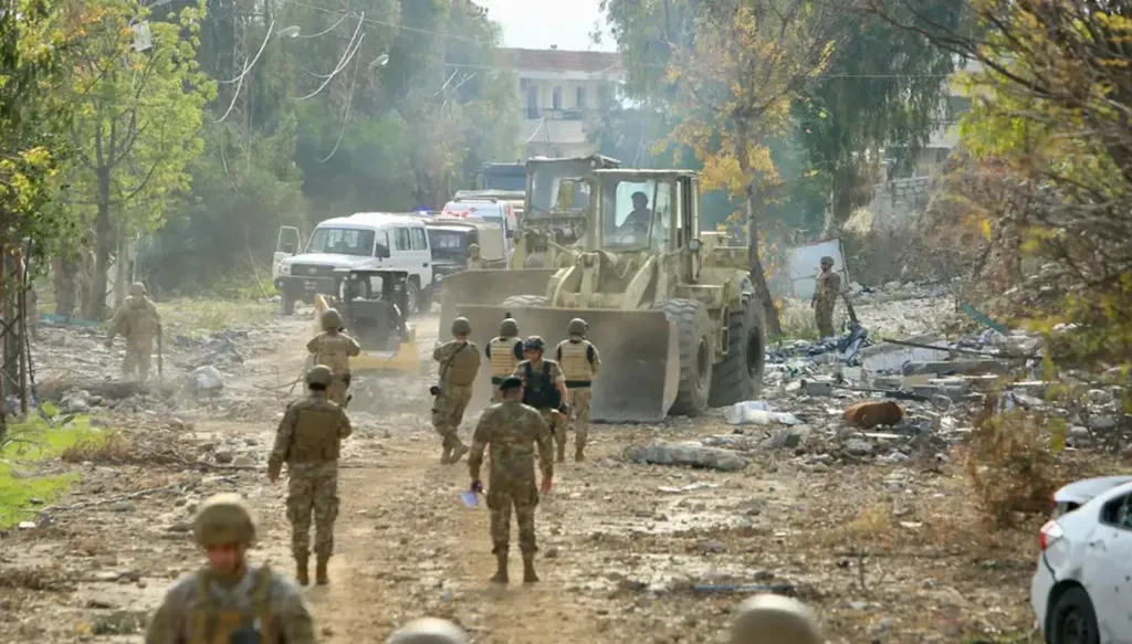 عدم الاضاءة على جولة الجيش على مواقع الحزب