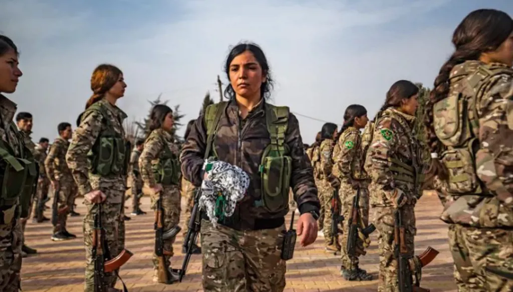 وسط تضارب الرؤى حول مستقبل سوريا... أكراد يخططون لمحادثات مع دمشق