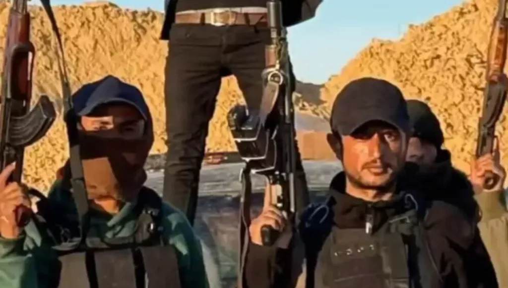 بعد إقرار نتنياهو بتسليح مجموعة في غزة... من هو ياسر أبو شباب؟