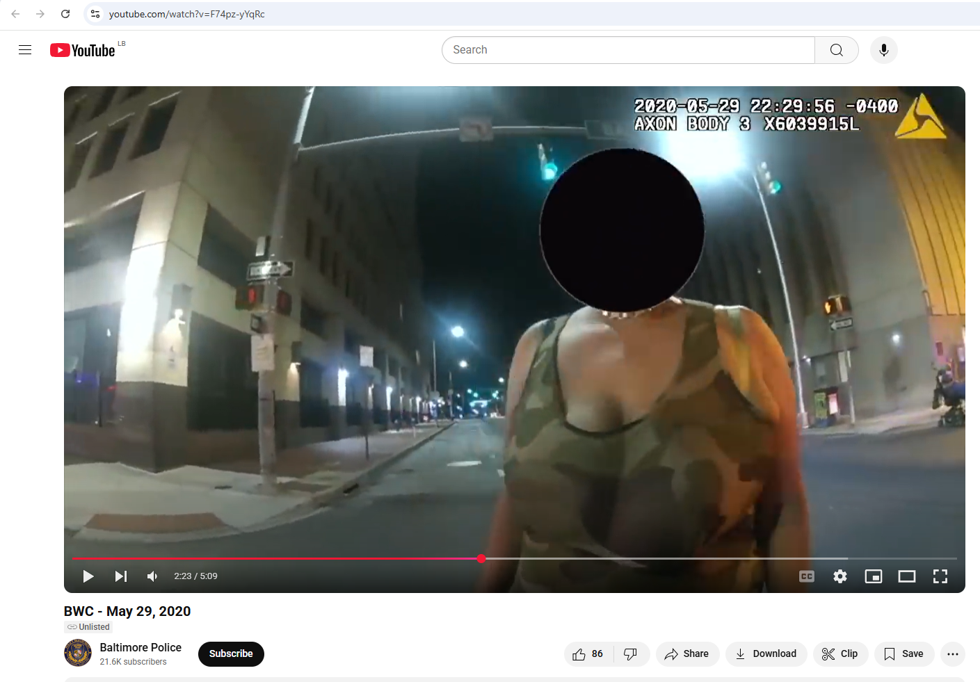 لقطة من التسجيل المصور الذي نشرته شرطة بالتيمور في حسابها في يوتيوب، في 29 ايار 2020