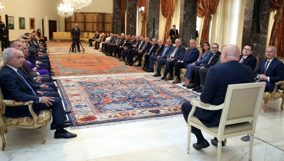 الرئيس عون يلتقي وفد جمعية تجار بيروت (الرئاسة اللبنانية)