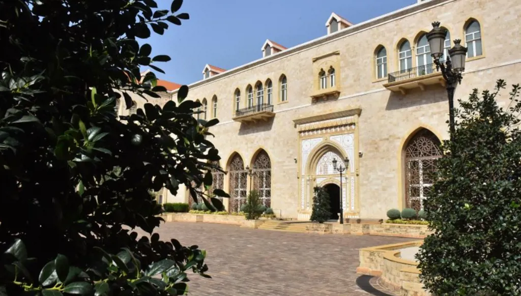 ما قصة البند 10 في جدول أعمال مجلس الوزراء الجمعة؟