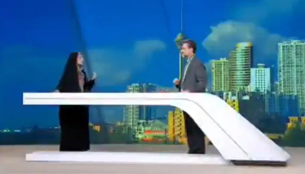 بالفيديو- إنقطاع البثّ المباشر عن التلفزيون الإيرانيّ