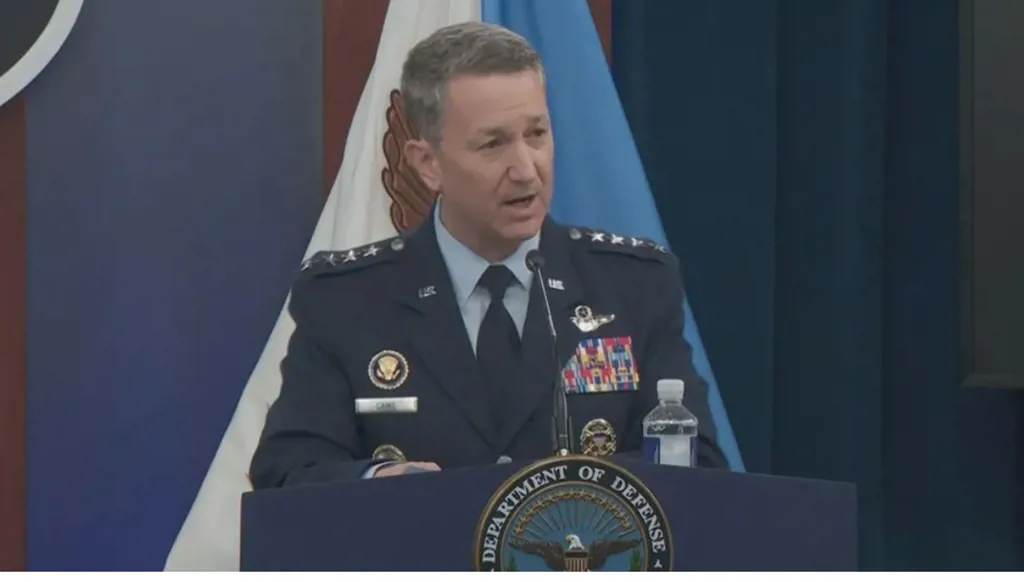 تفاصيل أميركية جديدة بشأن ضرب المنشآت الإيرانية... "عمل رائع ومعقّد"!