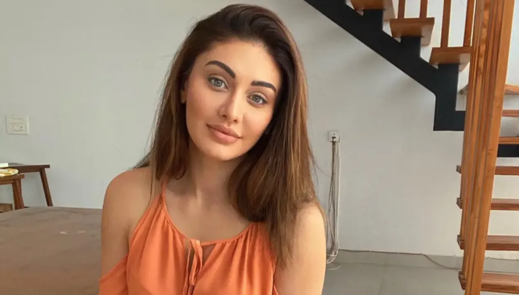 بوليوود تفجع بوفاة نجمة شهيرة عن 42 عاماً