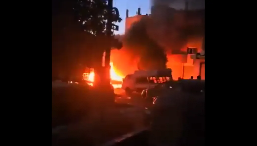 مسيّرة إسرائيليّة تستهدف سيّارة في السويداء (فيديو)