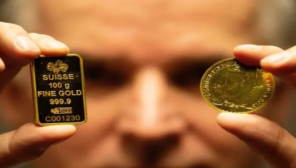 الذهب يصل لأعلى مستوى في أكثر من شهر مع تراجع الدولار وعوائد السندات