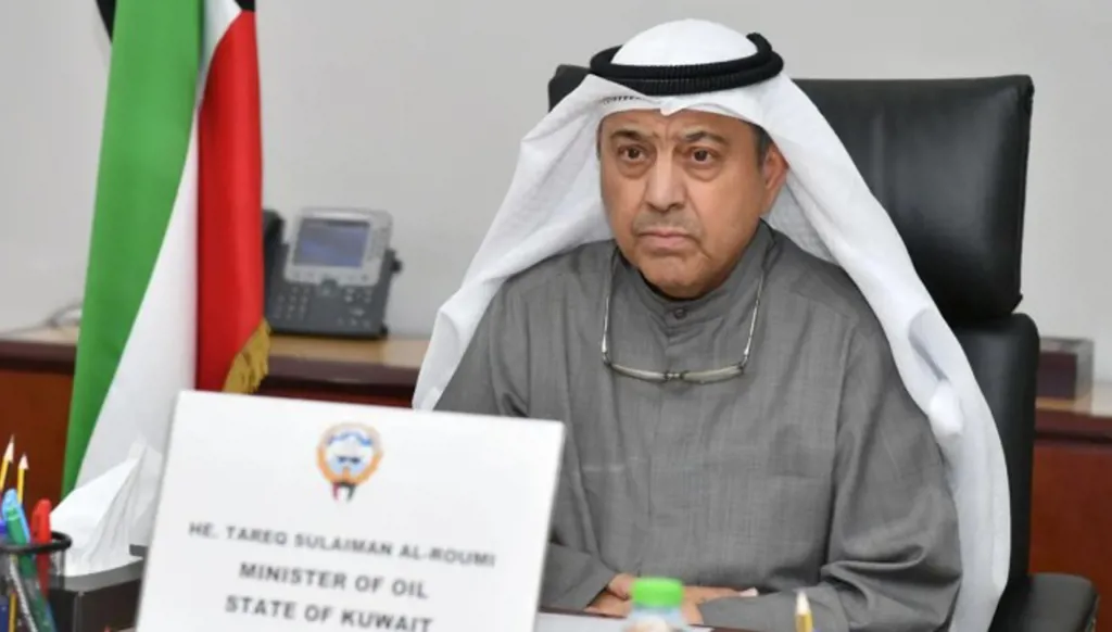 وزير النفط الكويتي يؤكد دعم بلاده لجهود استقرار سوق النفط العالمية