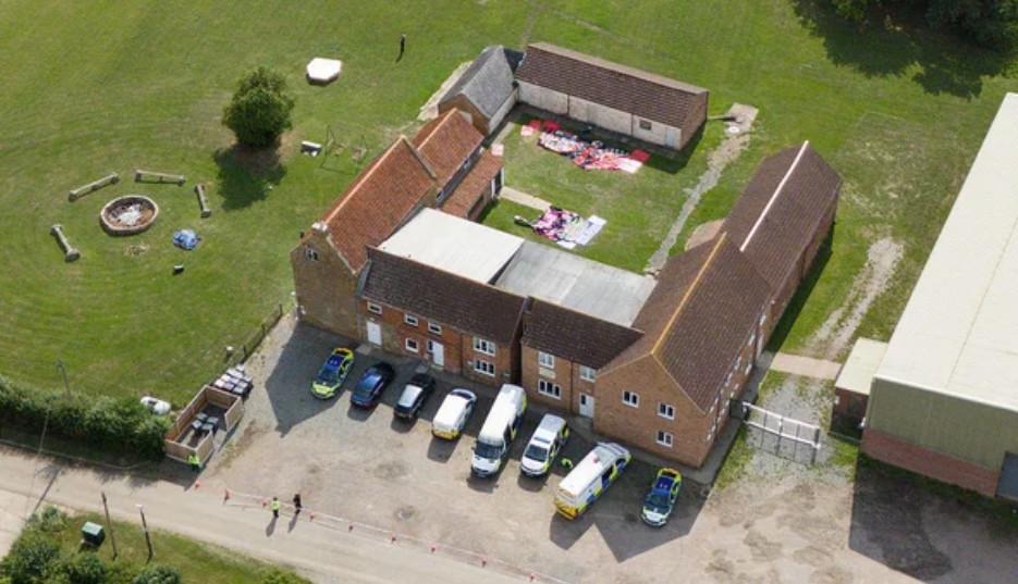 مكان الحادث في المخيم الصيفي في بريطانيا (وكالات)