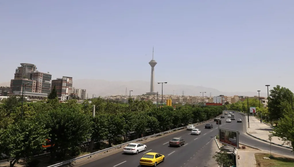 كواليس بعثة نووية إيرانية "مشبوهة"...  من طهران إلى مختبرات روسيا