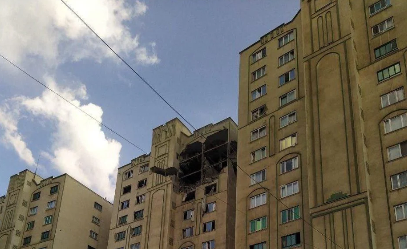 مبنى استهدف بغارة إسرائيلية في طهران (تلغراف)