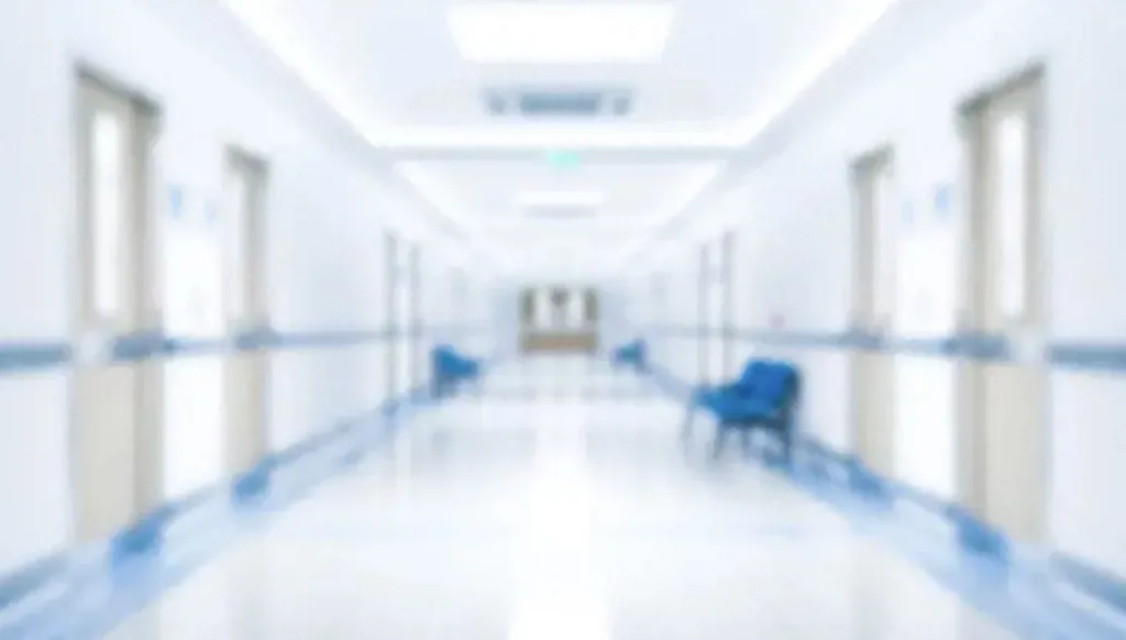 أمن الدولة تختم مركزاً طبياً بالشمع الأحمر في عكار... ما  السبب؟