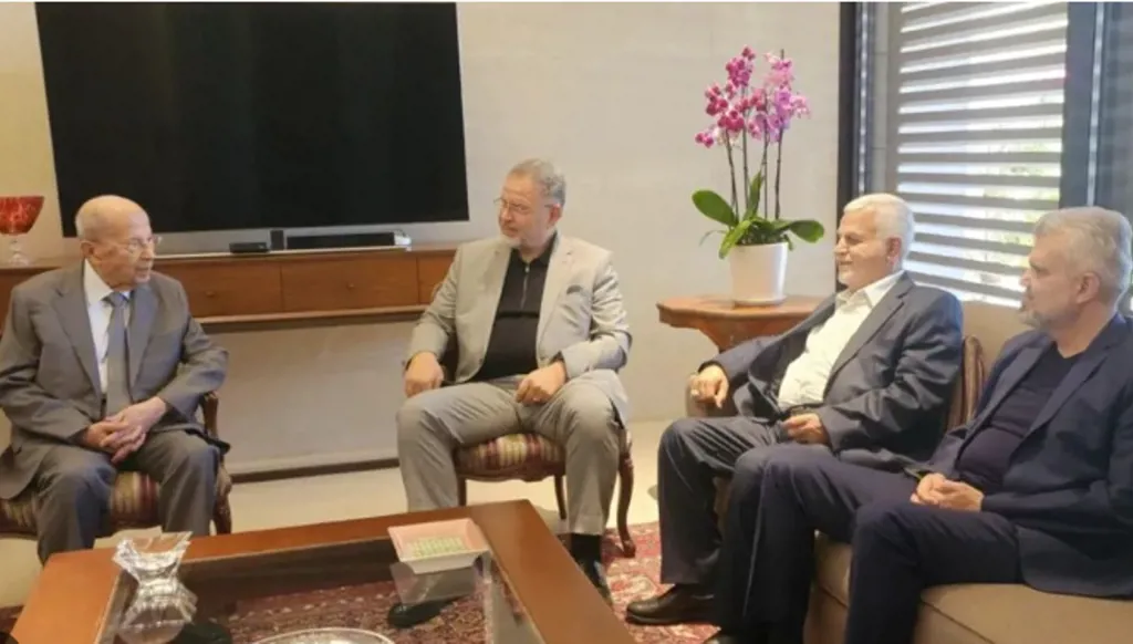 نصيحة من عون لوفد حزب الله