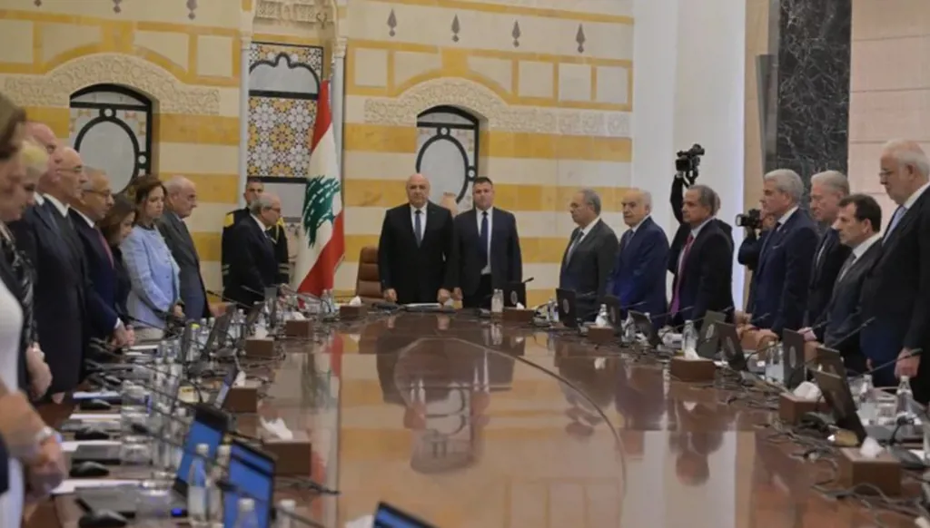 قلق لبنانيّ سبّبه موقف قاسم فماذا عن الخارج... سالم: المجتمع الدولي ينتظر الدولة اللبنانية